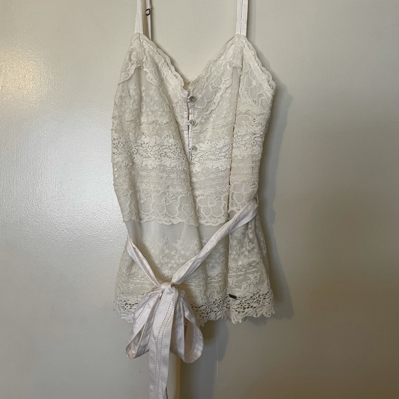 Abercrombie & Fitch Lace Scallop Tank Top Cami - Picture 1 of 3